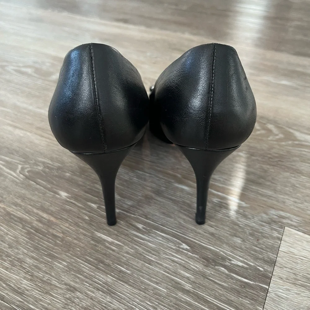 Gucci Black Peep-Toe Heels with Silver Accents - Picture 3 of 4